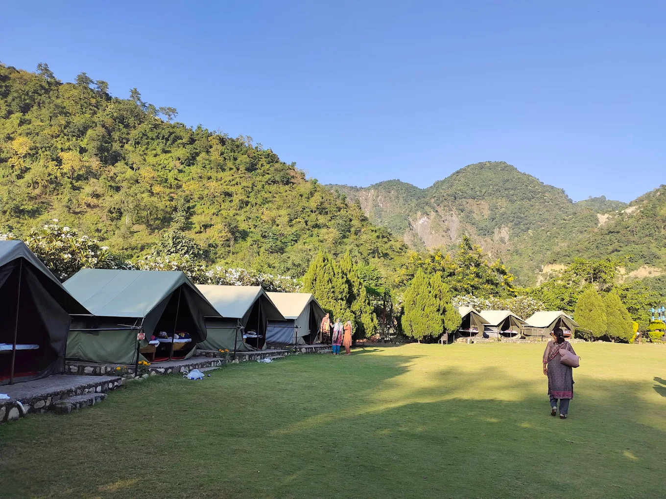 Maldevta Farms - family resort with pool and lawn in Maldevta Dehradun
